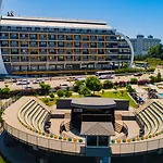 Senza The & Hotel