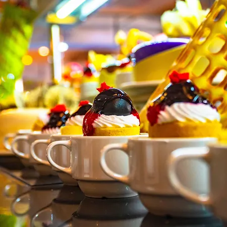 فندق Senza The & ألانيا