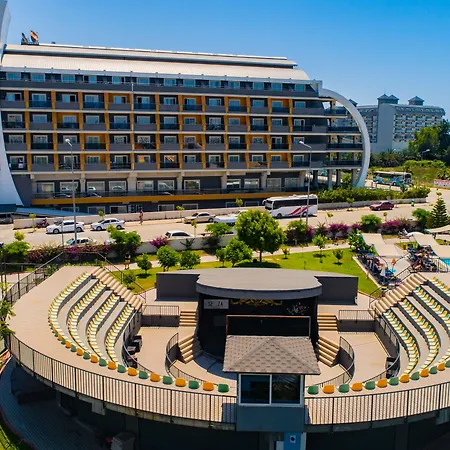 Senza The & فندق