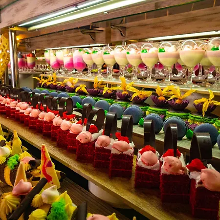 Senza The & 5* ألانيا